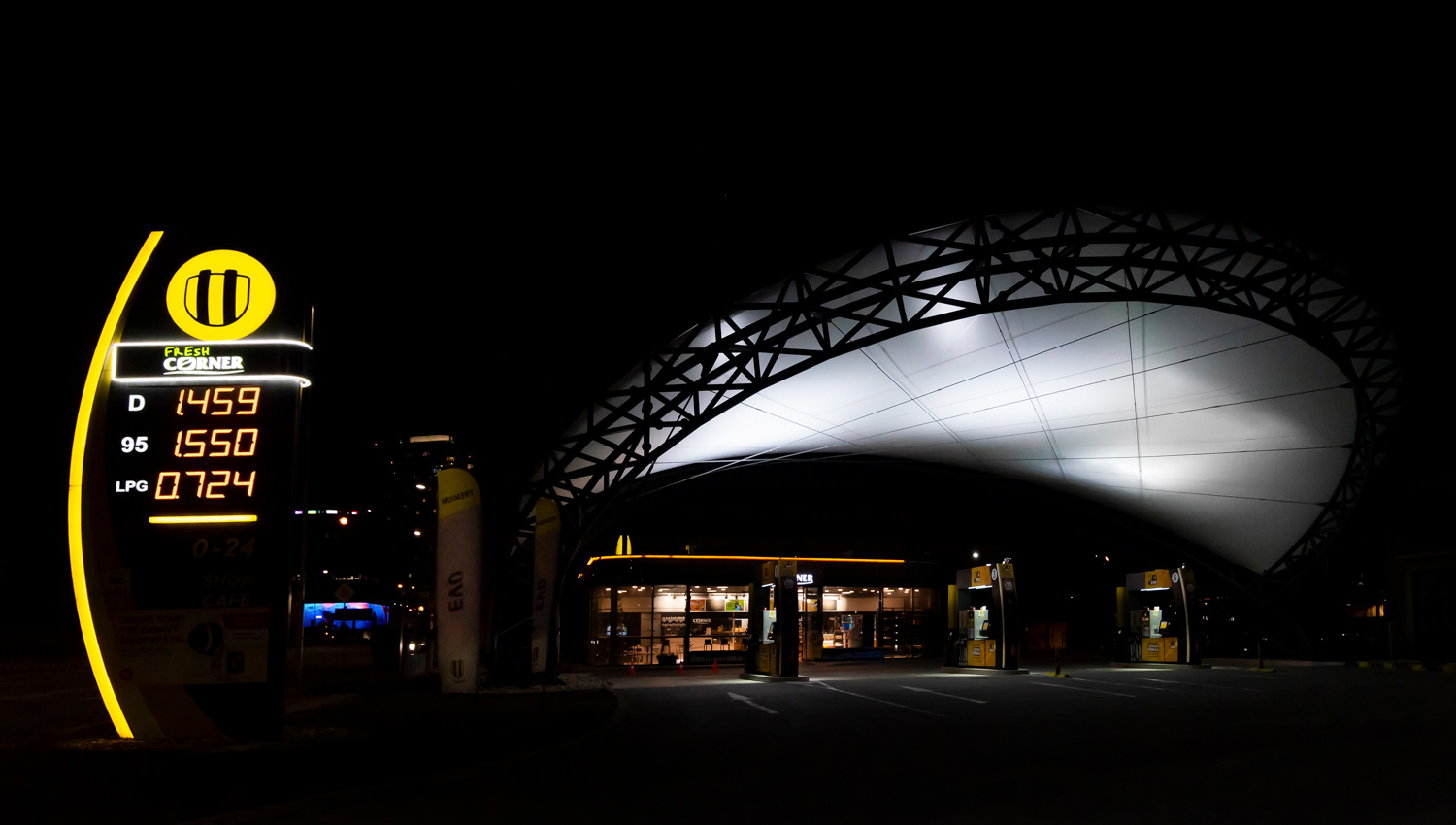 Night photography in Bratislava - gas station