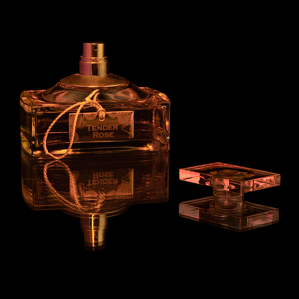 Commercial product photography - Tender rose perfume